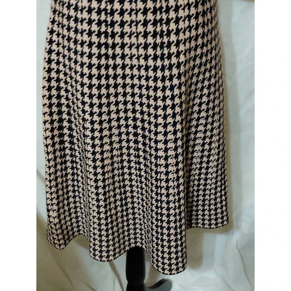 Ann Taylor Women's Small Houndstooth Pattern Blac… - image 6